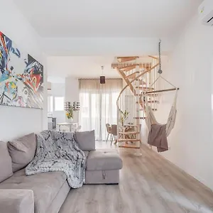  Appartamento Cozy Appartament 1 Min From New Mm4 Argonne Italia